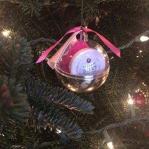 NWT Beauty Blender Midas Touch